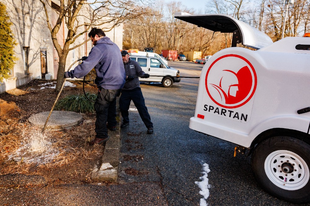 Hydro-jetting a cleanout