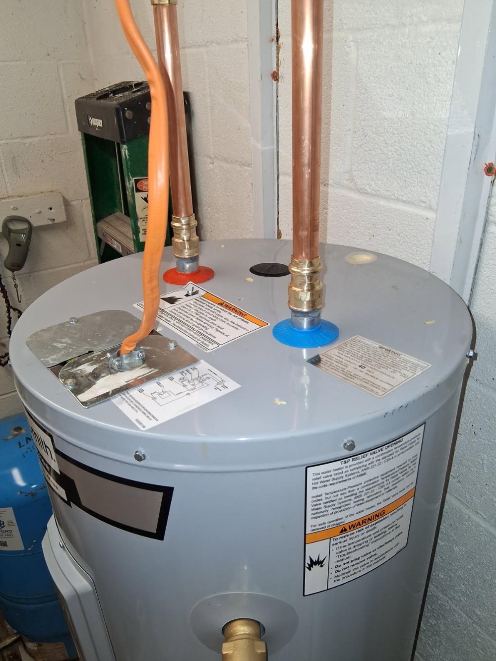 New electric hot water heater