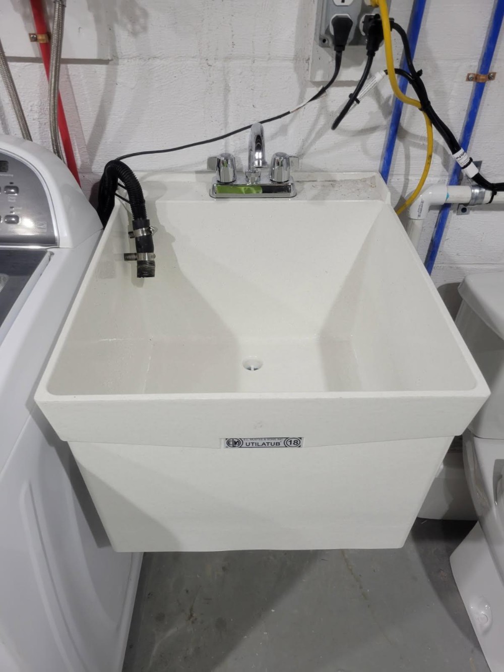 washer box and utility sink