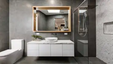Bathroom Basics: Furnishing Your First Apartment