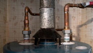 Is my Hot Water heater shot? : r/Plumbing