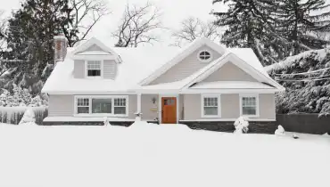 Winter Snow Craftman Cape Cod Style Home | Mr. Rooter Plumbing of South Jersey
